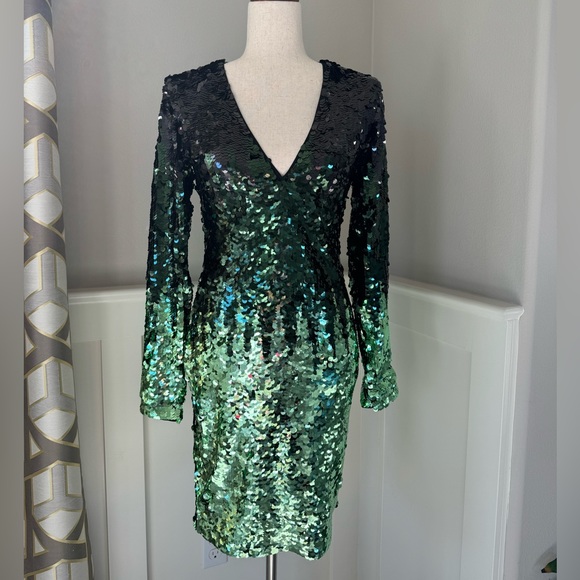 H&M Dresses & Skirts - H&M Gold Label Long Sleeve Ombre Sequin Dress Green Black Size 4